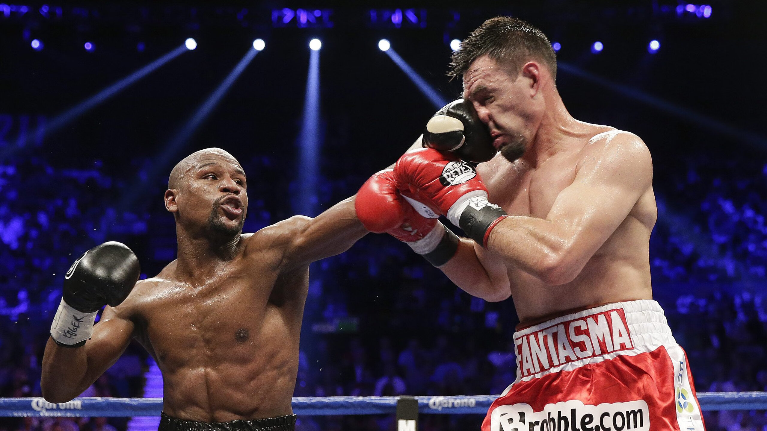 CS2枪战技巧精彩短视频，cs2游戏